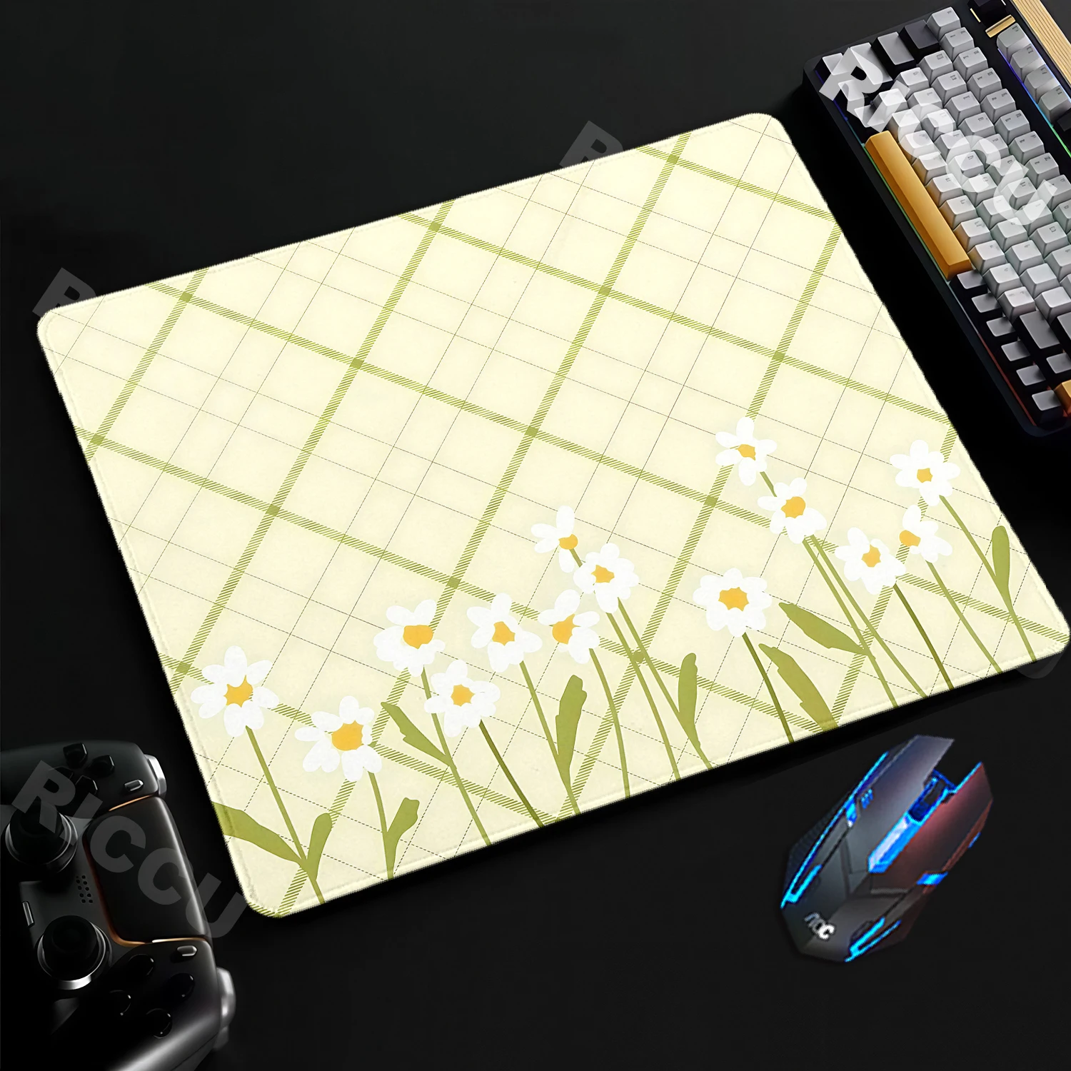 Flower Art Mouse Pad Cute Small Daisy Design Mousepad Laptop E-Sports Mouse Mat Rubber Base Non-Slip Office Pad Desk accessories
