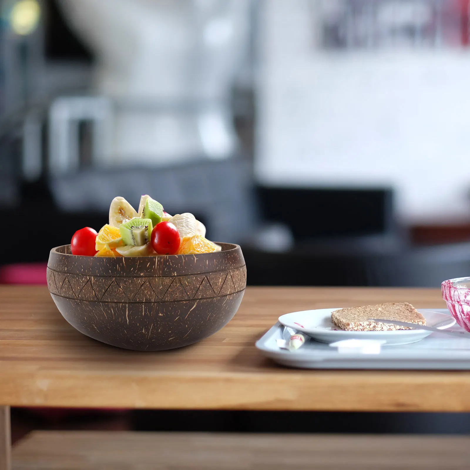 

1Pcs Coconut Shell Bowl Delicate Beautiful Attract Guests Attention Multi-Functional Salad Fruit Dessert Household Salad Bowl