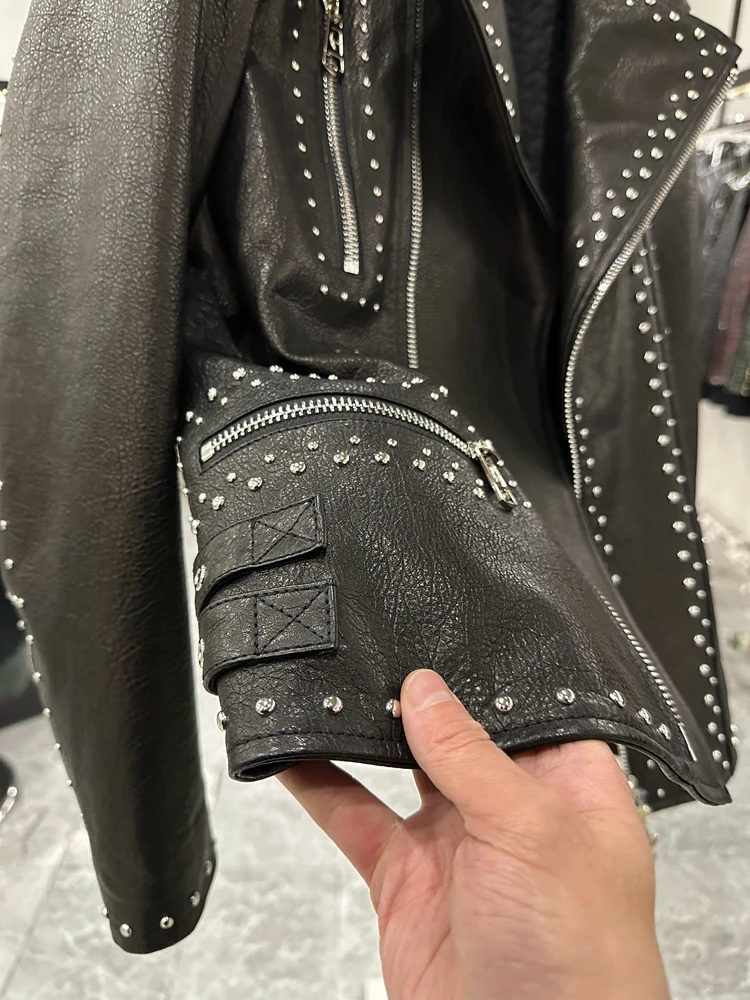 Luxury Mens Designer Rivets Genuine Leather Jacket Punk Style Coat Slim Fit Natural Leather Motorcycle Autumn Jacket Outerwear