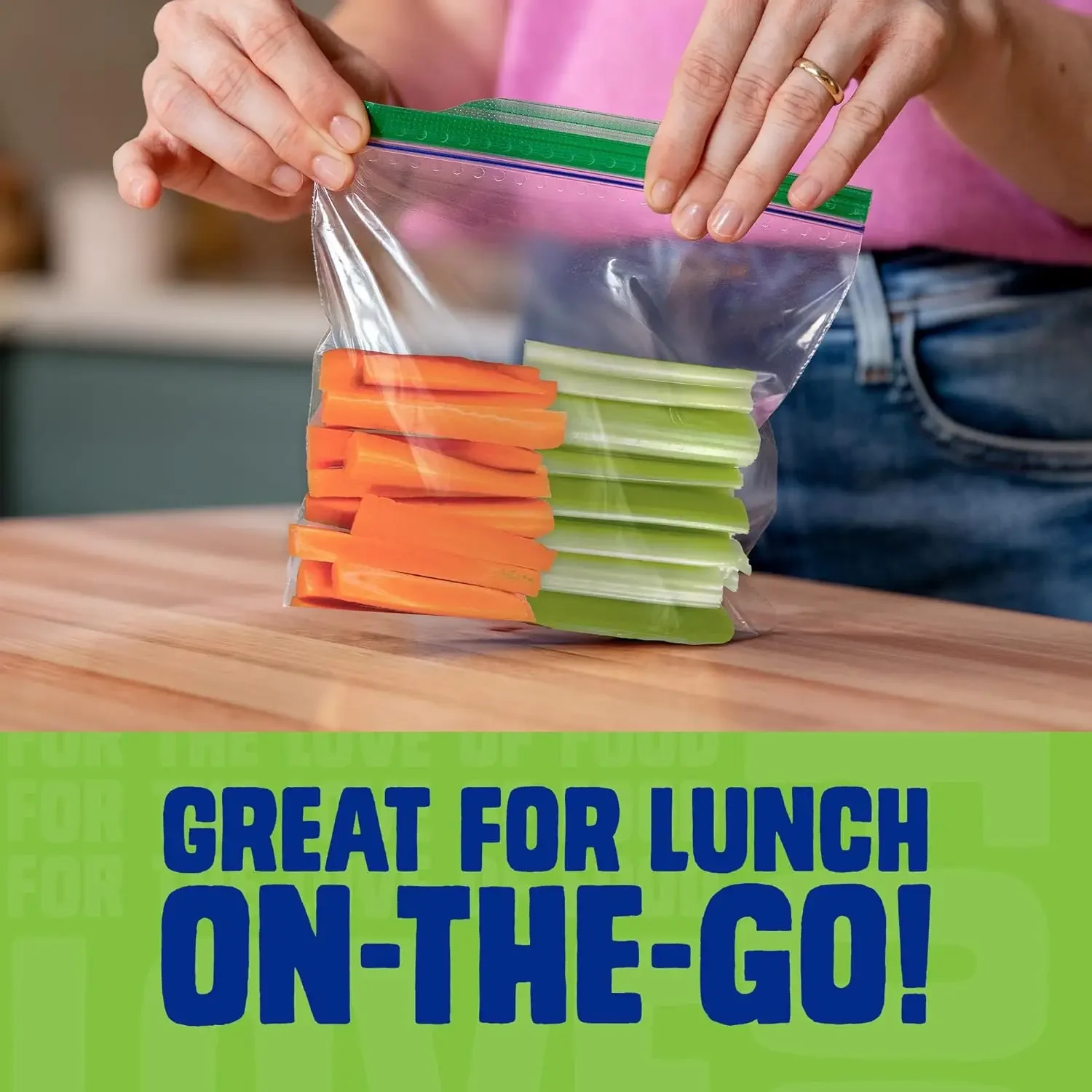 

Sandwich and Snack Bags with Easy Guide Texture, Plastic Storage Bags with Grip 'n Seal Technology, 105 Bags Total
