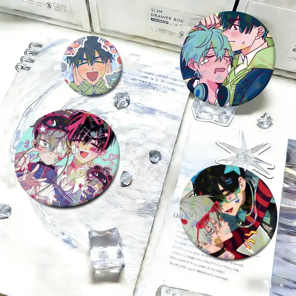 anime Alien Stage Ivan Till Cute round Badge Laser Style Peripheral Lapel Pins Goods Tinplate Brooch﻿ bag decor