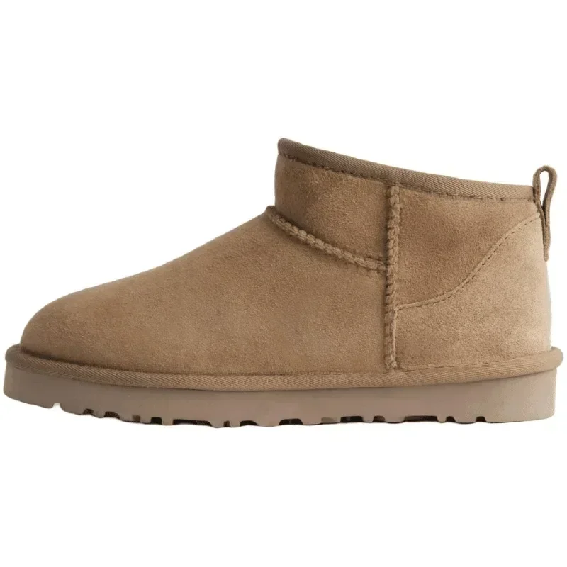 Classic mini sheepskin snow boots, combining leather and real fur, casual warm boots for men and women in sizes 35-44