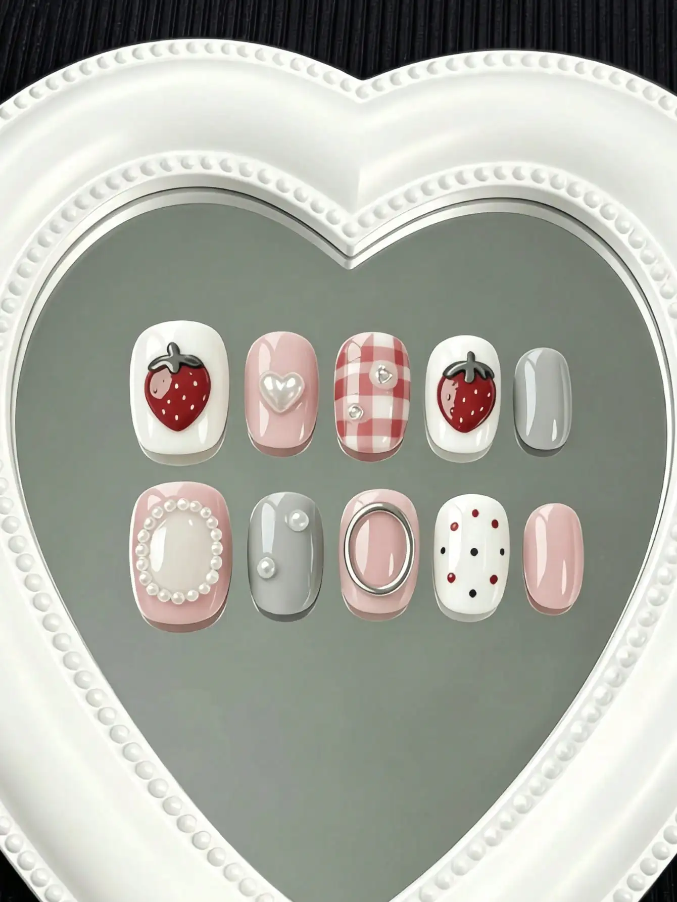 10 Pieces of Short Pink and White Strawberry-Themed Wearable Nails, Sweet Girl Style, Featuring 3D Strawberries, Plaid Patterns, and Pearls, with Contrasting Colors and 3D Embossing Techniques, Suitable for Girls, Perfect for Summer Vacations, Graduation Season, and Suitable for Daily Use in School, Dating, and Birthday Parties, Comes with Jelly Glue and Nail File