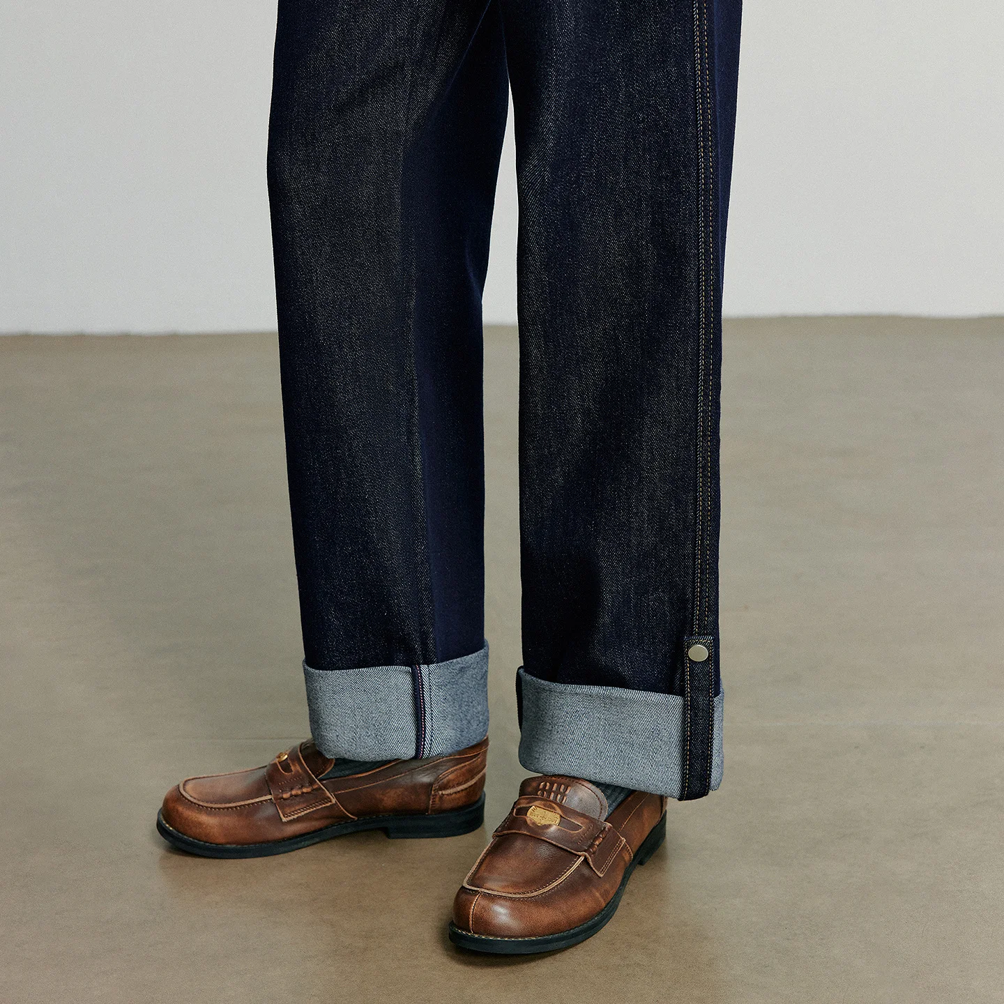 TOYOUTH جينز نسائي من قماش الدنيم لخريف 2025 سروال جديد من ليوسيل بحاشية مرنة وبسيطة مستقيمة الساق بطول الكاحل