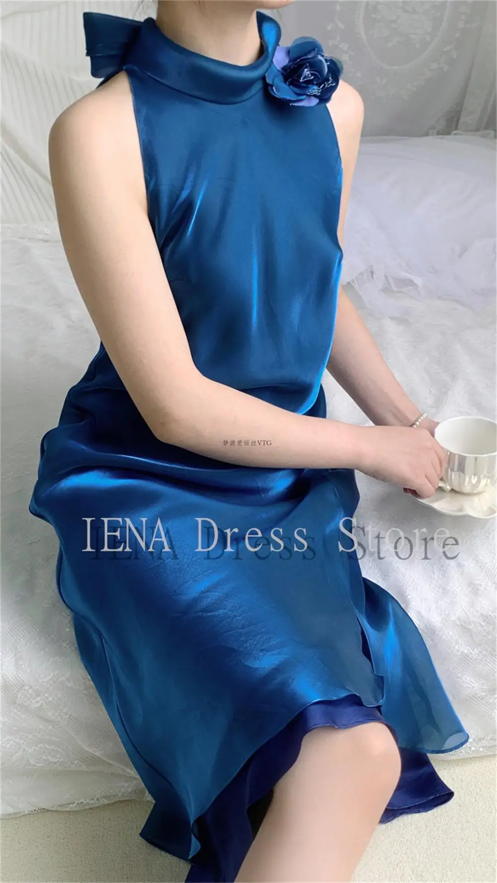 custom 14585# Elegant Halter Royal Blue Vintage British Three-dimensional Flowers Irregular Evening Dress Detachable Flowers