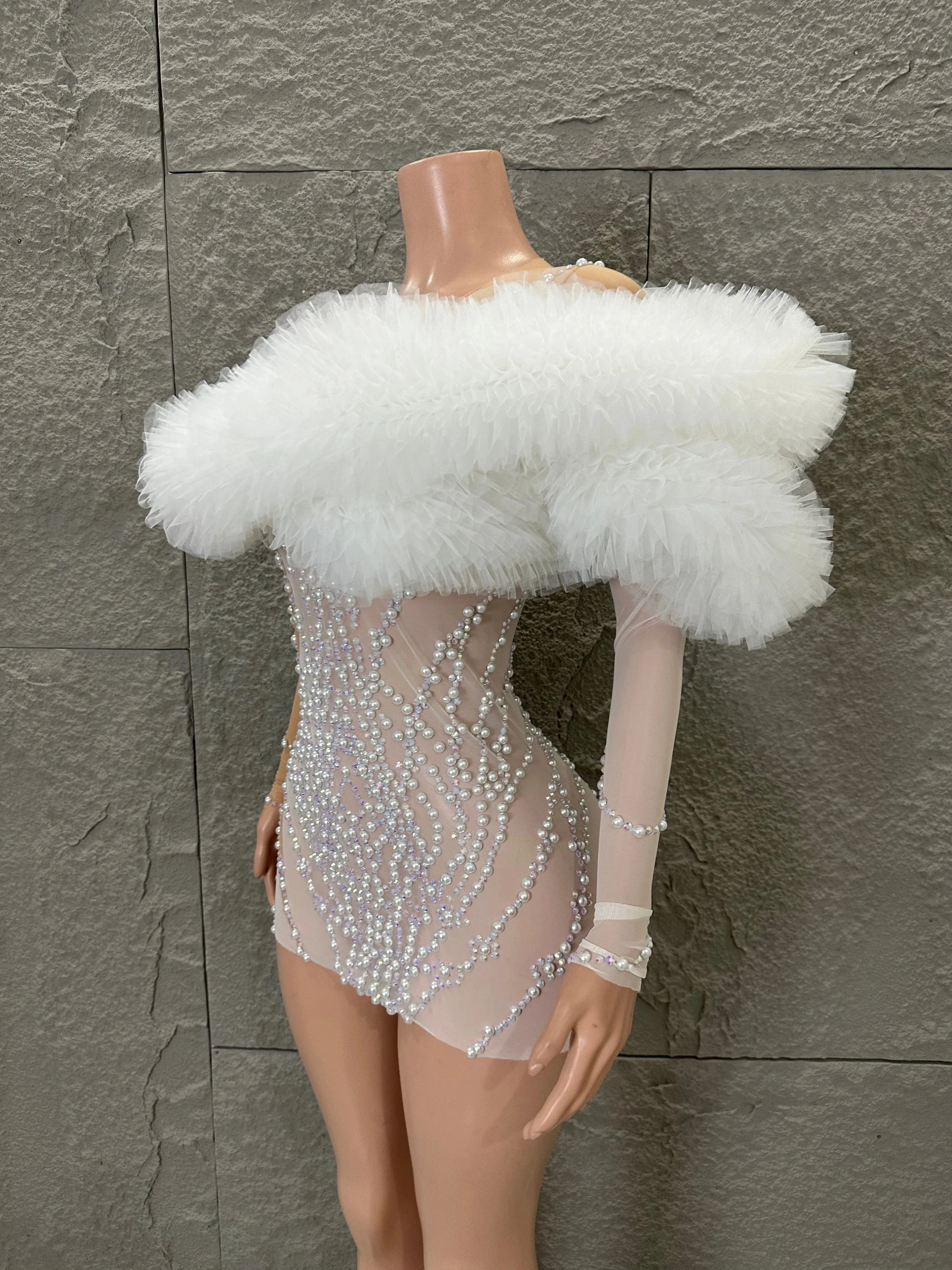 Luxurious Pearl Rhinestone Glamorous Refined White Sheer Mesh Dress Evening Party Bodycon Evening Gala Stage Performance Outfit