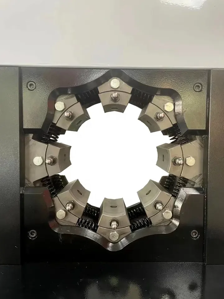 Zaciskarka do węży o dużej średnicy 4 cale, ultracienka, wytrzymała, hydrauliczna z ekranem dotykowym.