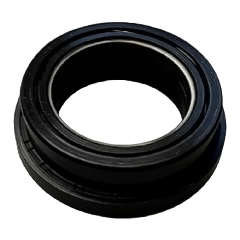 Agricultural Machinery Seal TC832-13370 Oil Seal Robust Material Construction Easy Installation Design Mud And Water Protection