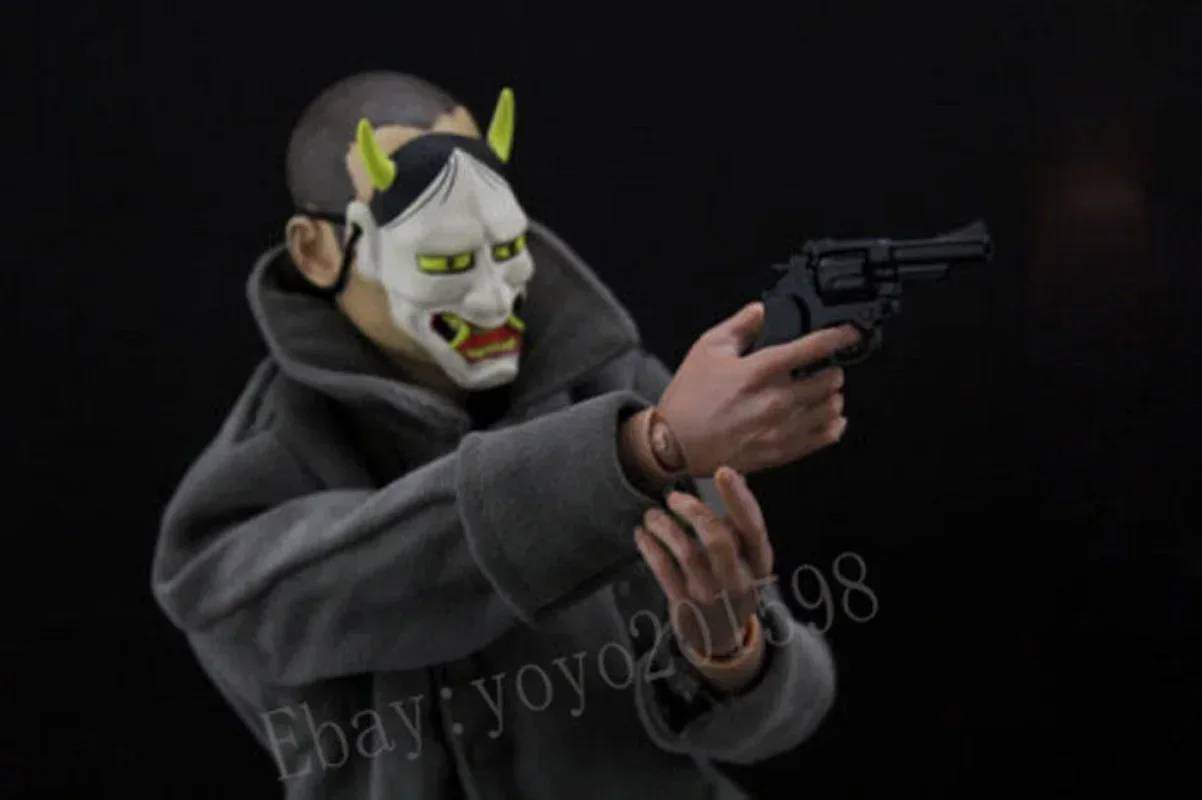 1/6 Scale Black Revolver Model for 12\