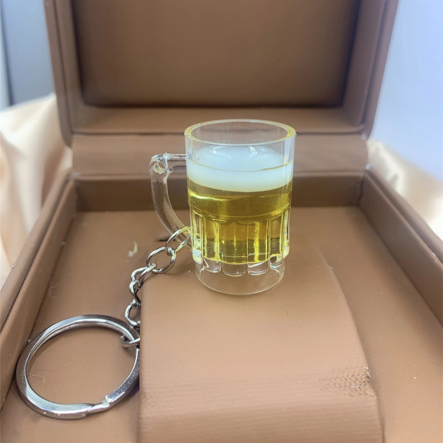 New Simulation Beer mug keychain Men And Women Couple Key Chain Bag Pendant Wholesale