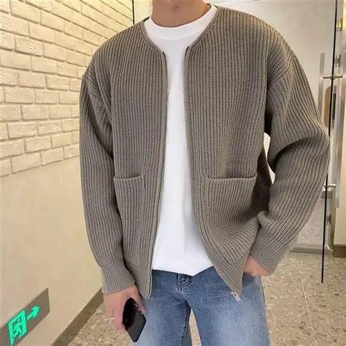 

Men's Casual Slim Autumn Zipper up Sweater Coat Comfortable Soft Fabric Lightweight Outerwear for All Seasons