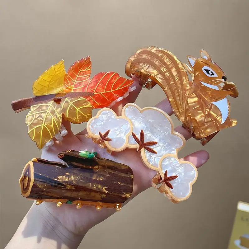 

DS NEW Coffee Animal Series Hair Claw Horse Squirrel Acrylic Claw Clips Autumn Crab Hair Clips Hair Accessories for Women Girls