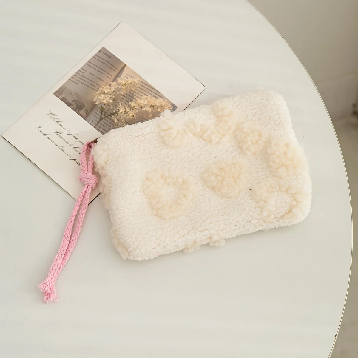 New Winter Style Sweet Ins Makeup Bag, Plush Large-Capacity Cute Cosmetic Storage Bag, Portable Travel Toiletry Bag, Travel Coin Purse, Card Holder, Small Item Storage Bag