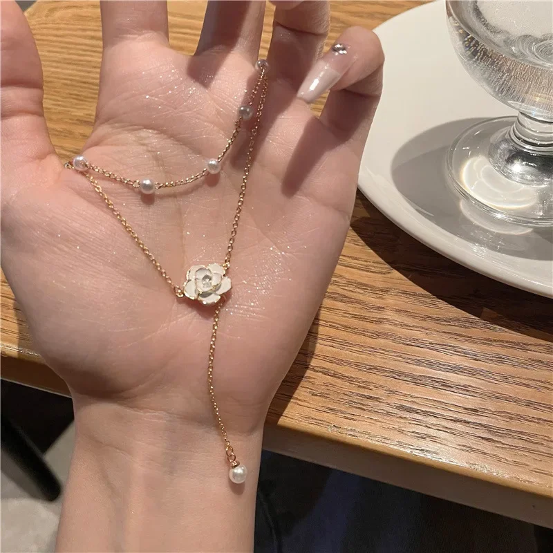 Fashion Tassel Clav…