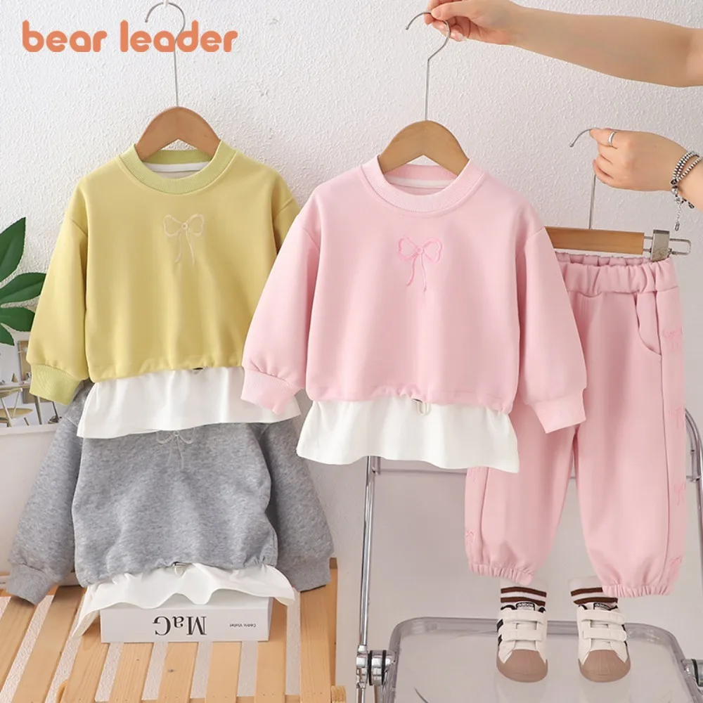 

Bear Leader Spring Korean Version Girls Clothes Sweet Bow Printed Top + Casual Pants Fashionable College Style Sets for Children