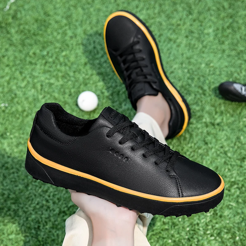 Golf Shoes Men New Comfortable Non-slip Outdoor Couple Golfer Training Spikeless Casual Golf Sports and Leisure Sneakers