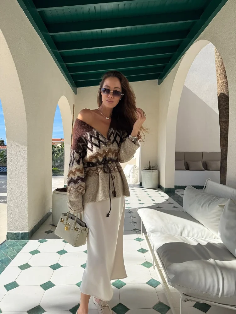 

Women Chic Sequin Knitted Cardigan Lady Fashion Single Breasted Lace Up Loose Sweater 2025 New Daily Commute Knitwear Top