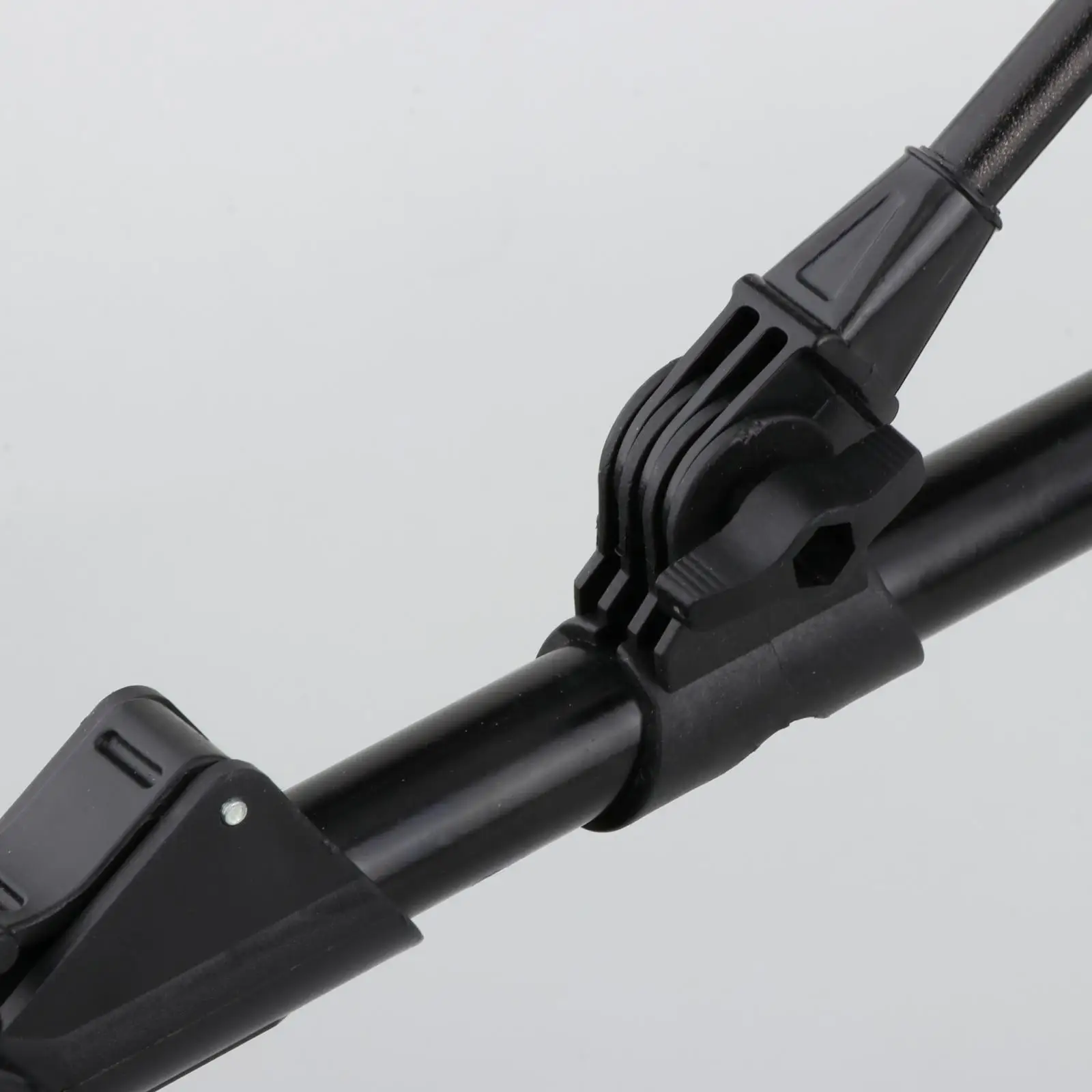 

Fishing Rod Holder Metal Retractable Adjustable Fishing Rod Support Stand