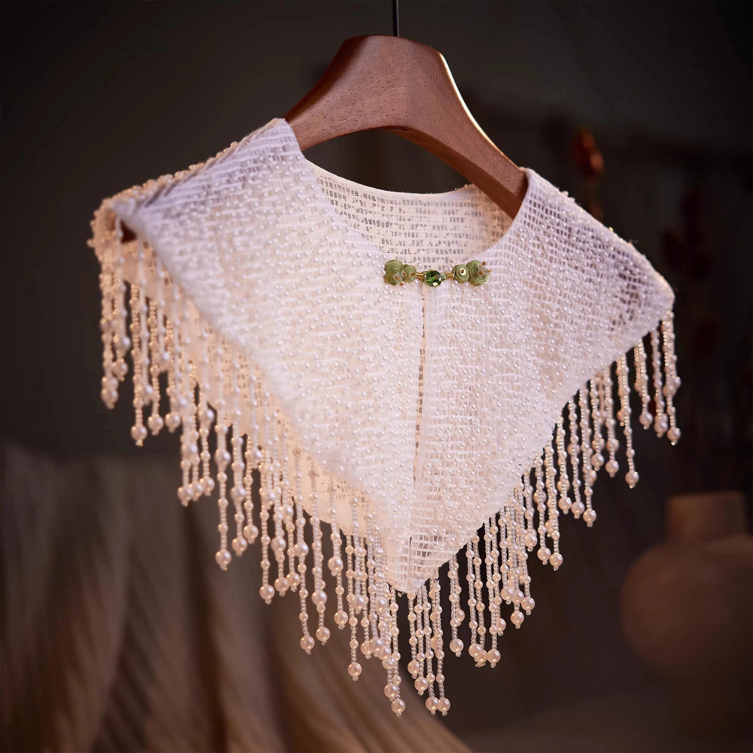 mantella-scialle-da-donna-in-pashmina-bianca-con-nappe-lavorata-a-maglia-con-perle-stile-vintage-autunno-inverno-r3386