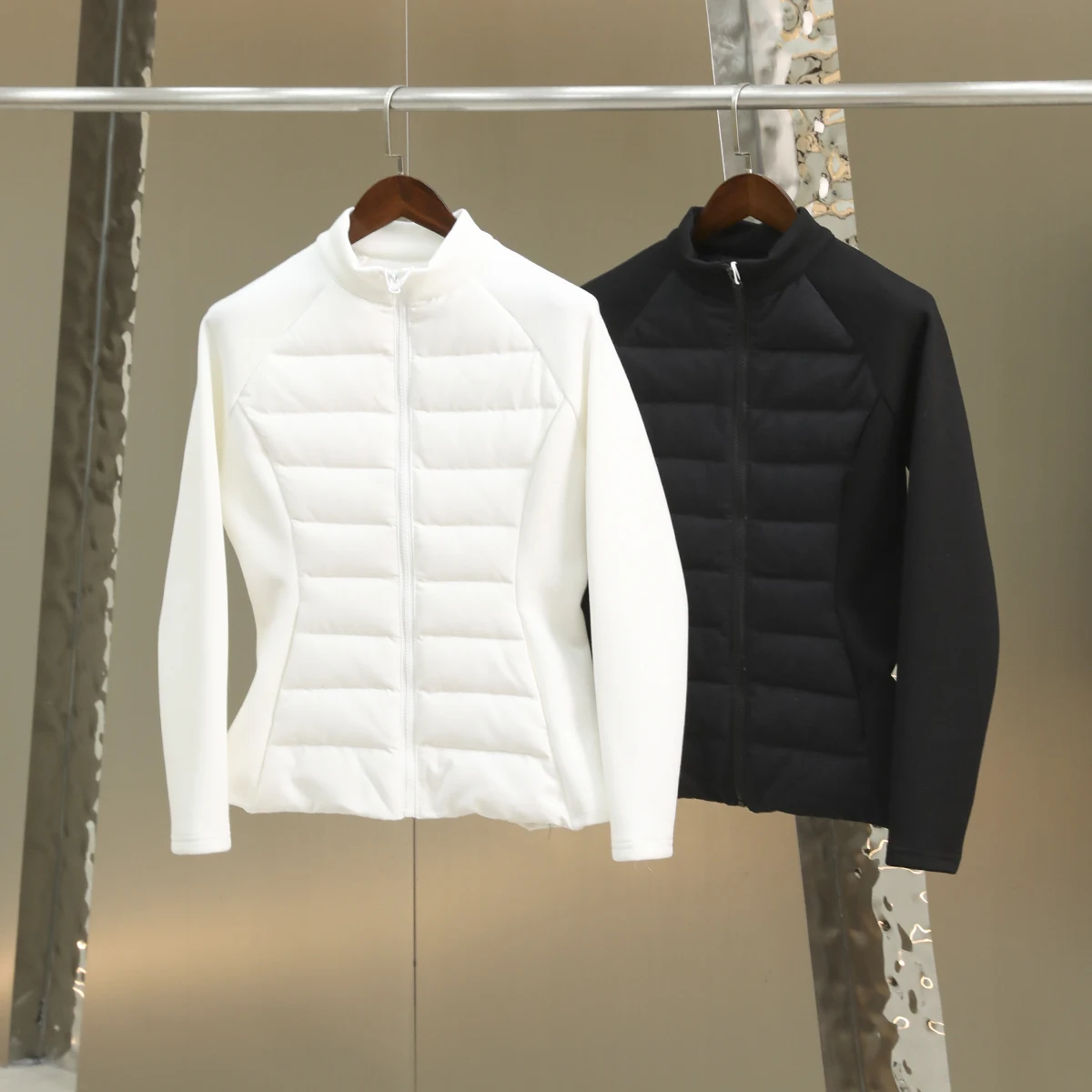 

Женская вязаная куртка с 90% пуховым наполнителем, приталенная, с воротником-стойкой, зимнее пальто спортивного стиля, стандартной длины, с длинными рукавами, на молнии