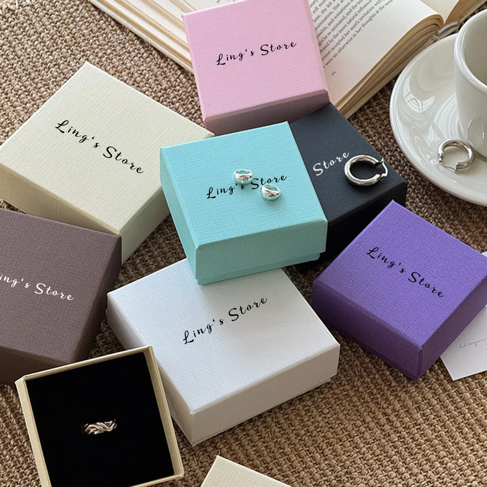 

Персонализированная роскошная бумага для ювелирных изделий 8x8x4 см 10x10x4 см для колец, серег, жемчуга, ожерелья, шпилек, браслета, кулона, свадебных сувениров