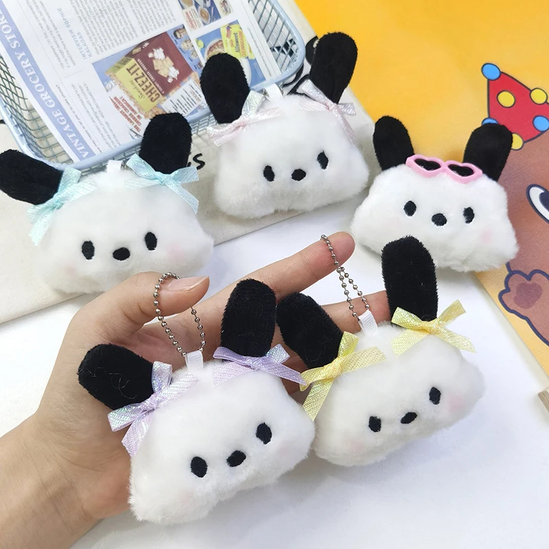 Pochacco Puppy Stuffed Doll, Bowknot Pochacco Plush Keychain, Pingente de desenhos animados, Chaveiro do carro, Decoração Mochila, Presente