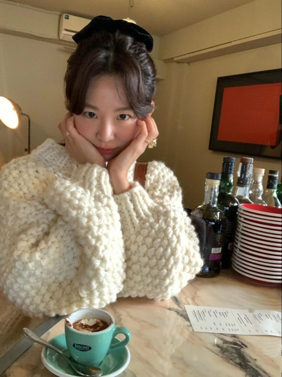 緩い怠惰なラウンドネックニットセーター太い針刺繍多用途快適なニット女性のための秋 2023 シーズン