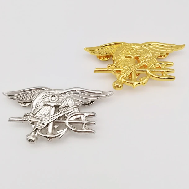 Metal Badge Seal Team Badge Eagle Hat Badge Shoulder Badge United States Medal of Honor