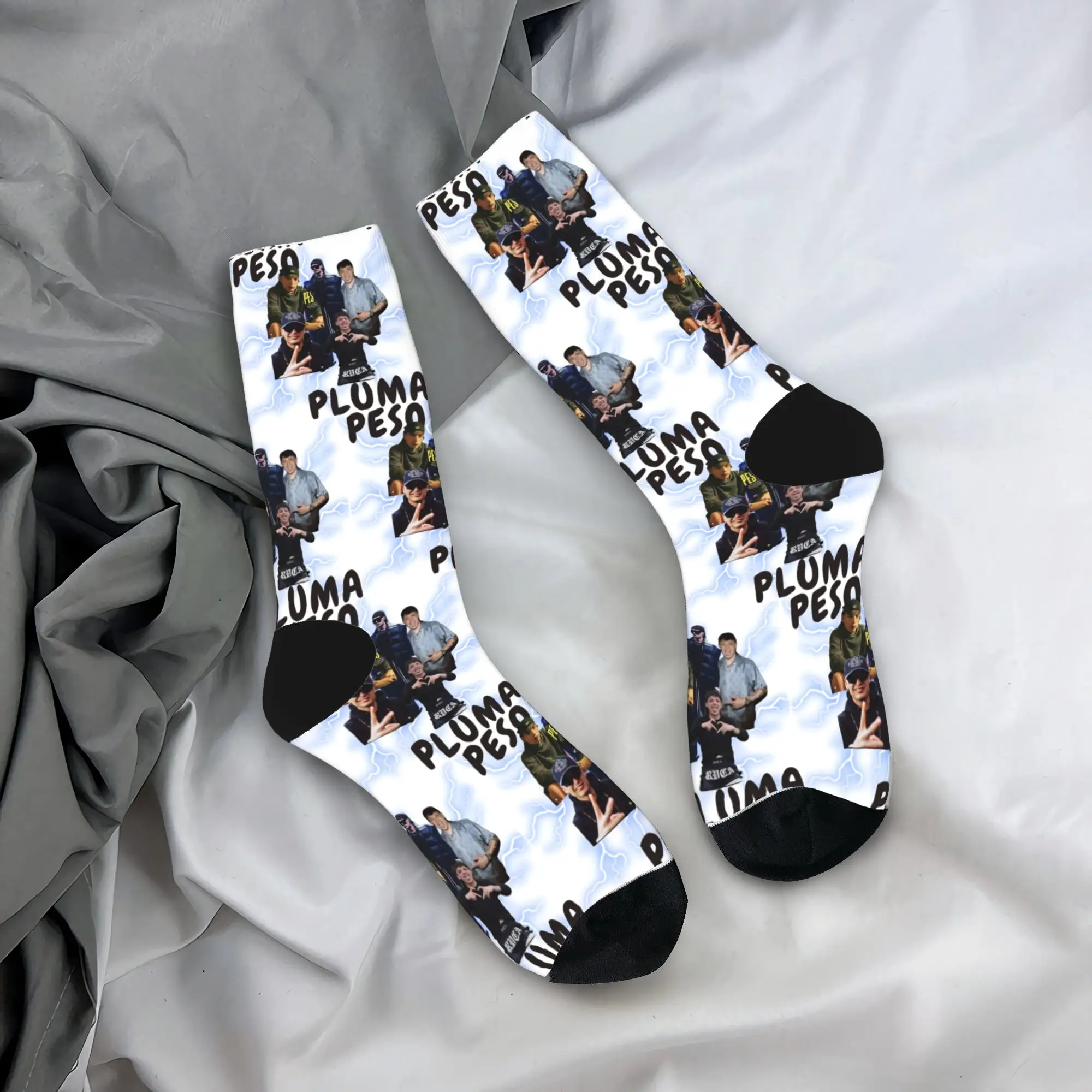 

Новые носки Peso Pluma Dinastía Tour 2026, антибактериальные, унисекс, мужские, мягкие, для бега, осенние, забавные, с индивидуальным дизайном