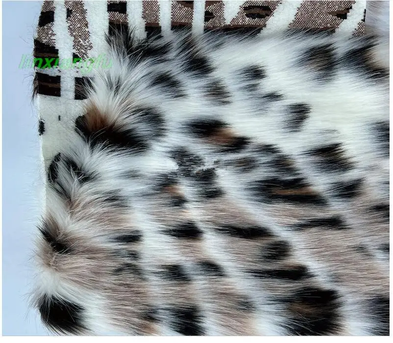 Long plush, white brown spotted leopard patterned jacquard plush, imitation fox hair, home textile fabric.