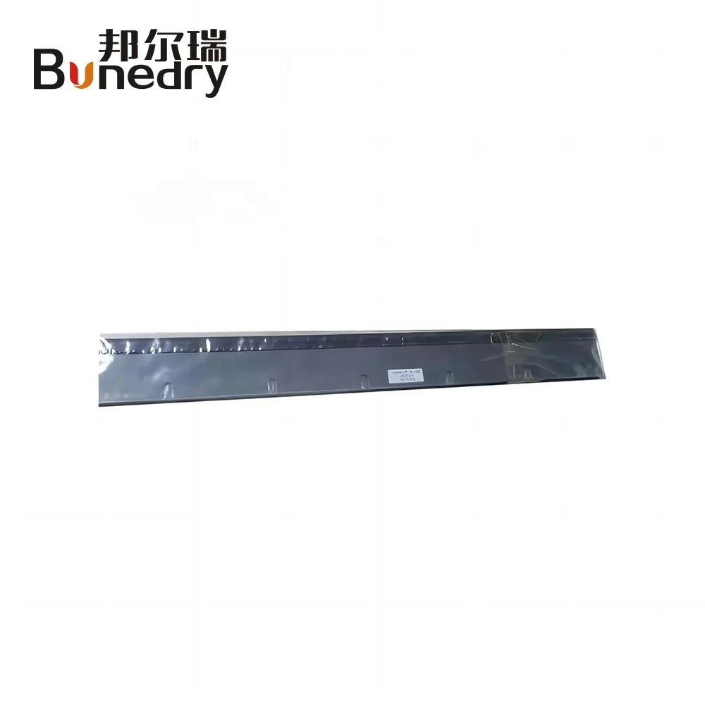 MO Wash Up Blade 710mm*60mm*0.50mm 8 Holes High Quality for HDB Printing Machinery Parts