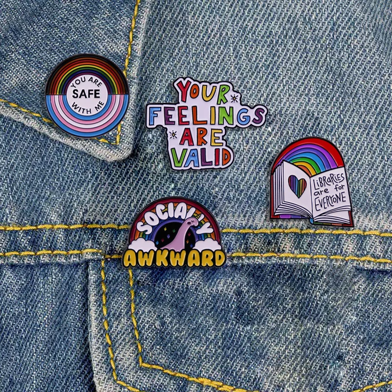 High Quality Creative Rainbow Enamel Pin English Letter Rainbow Cat Net Red Popular Fashion Brooch Metal Badge Accessories