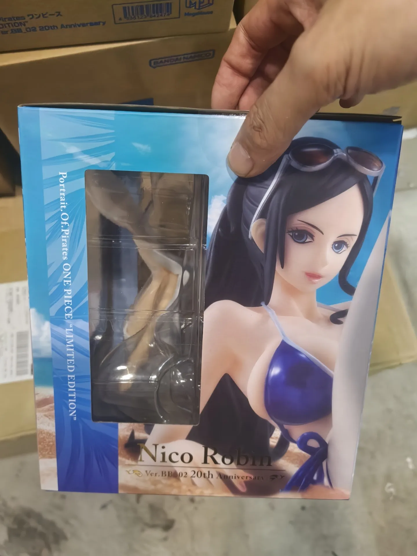 متوفر في المخزون الأصلي MegaHouse Neptune "إصدار محدود" نيكو روبن 20th الذكرى الرسوم المتحركة نموذج لجسم اللعب الهدايا