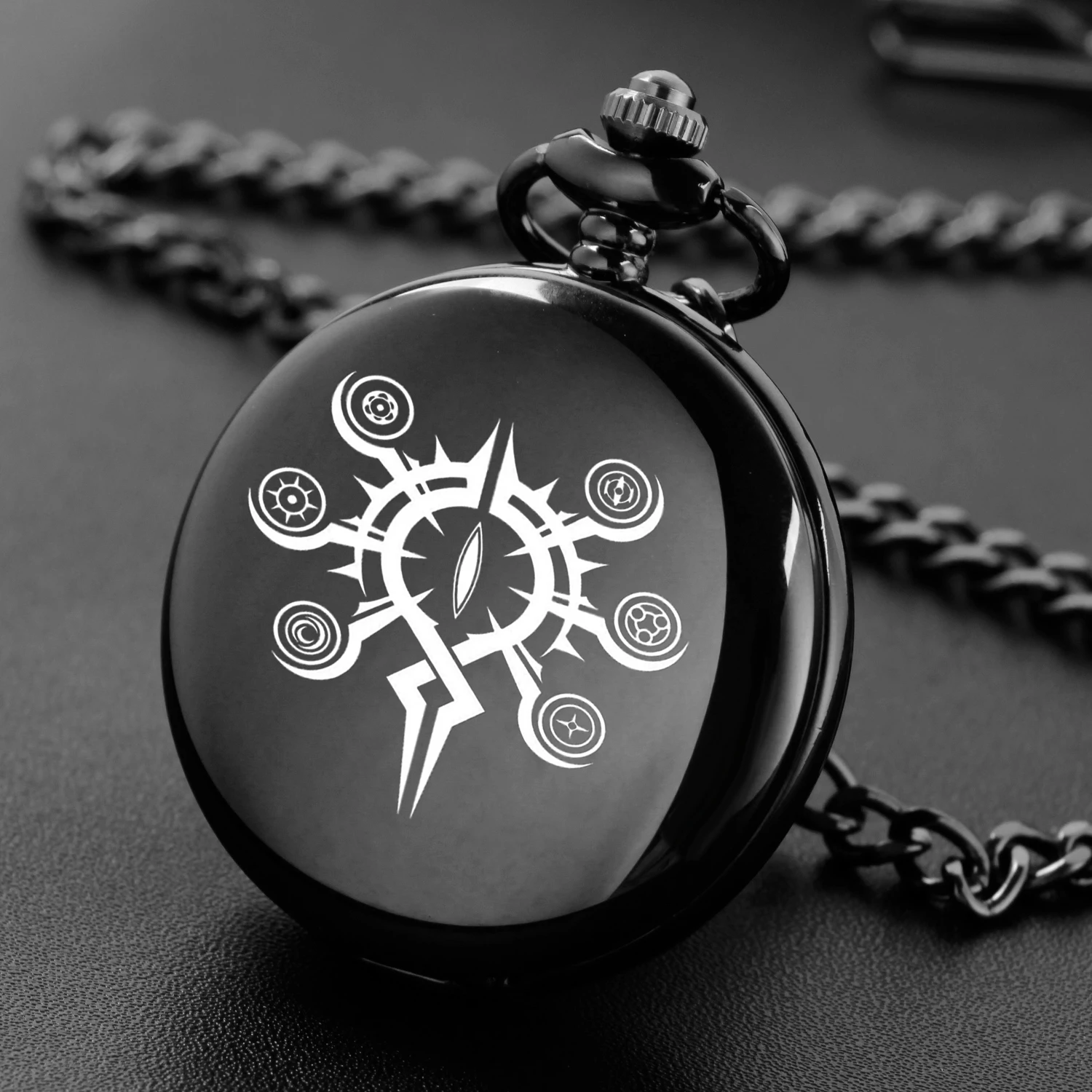 Cool Stijl Design Carving Engelse Alfabet Gezicht Zakhorloge Een Riem Ketting Zwart Quartz Horloge Verjaardag Perfect Cadeau Voor Jongens