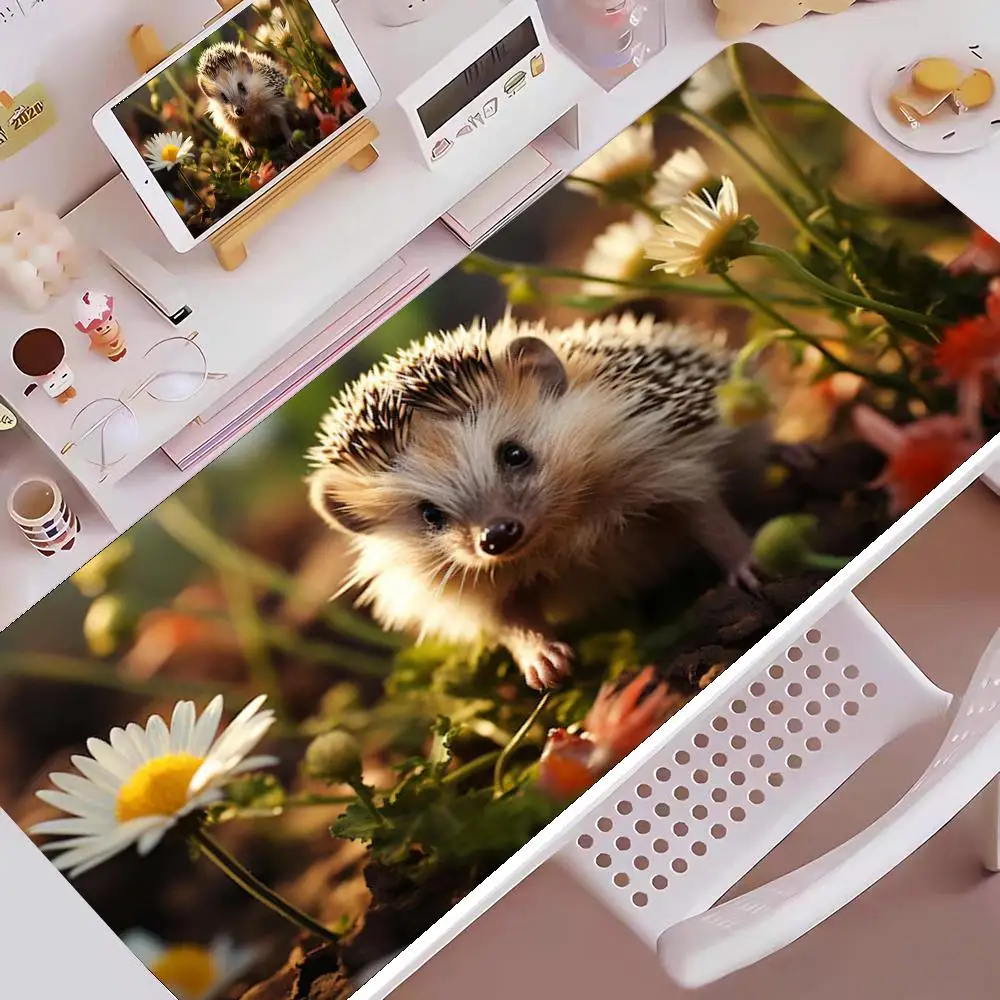 

Little hedgehog Mouse Pad E-sports gaming mouse pad oversized personalized desk pad keyboard mouse pad