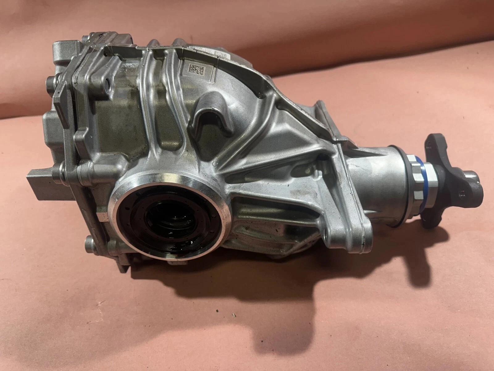 

for BMW 320i 2021 2.0 differential 33108647923