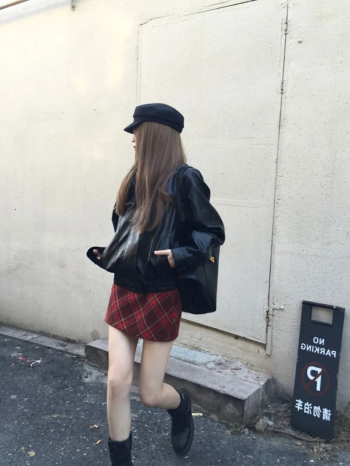 

Красная клетчатая юбка трапециевидной формы в стиле ретро, женская утягивающая тонкая корейская юбка с высокой талией, осенняя мода