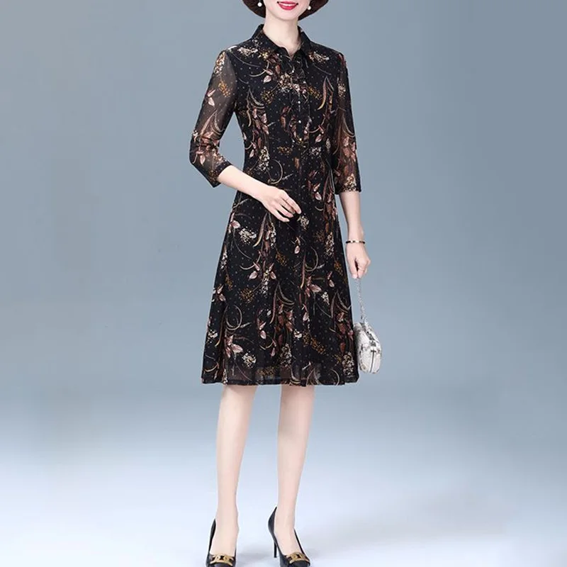 กระโปรงผู้หญิงวัยสูงอายุและปานกลาง2023ใหม่ฤดูใบไม้ผลิฤดูร้อนสไตล์ทันสมัยและสูงส่ง