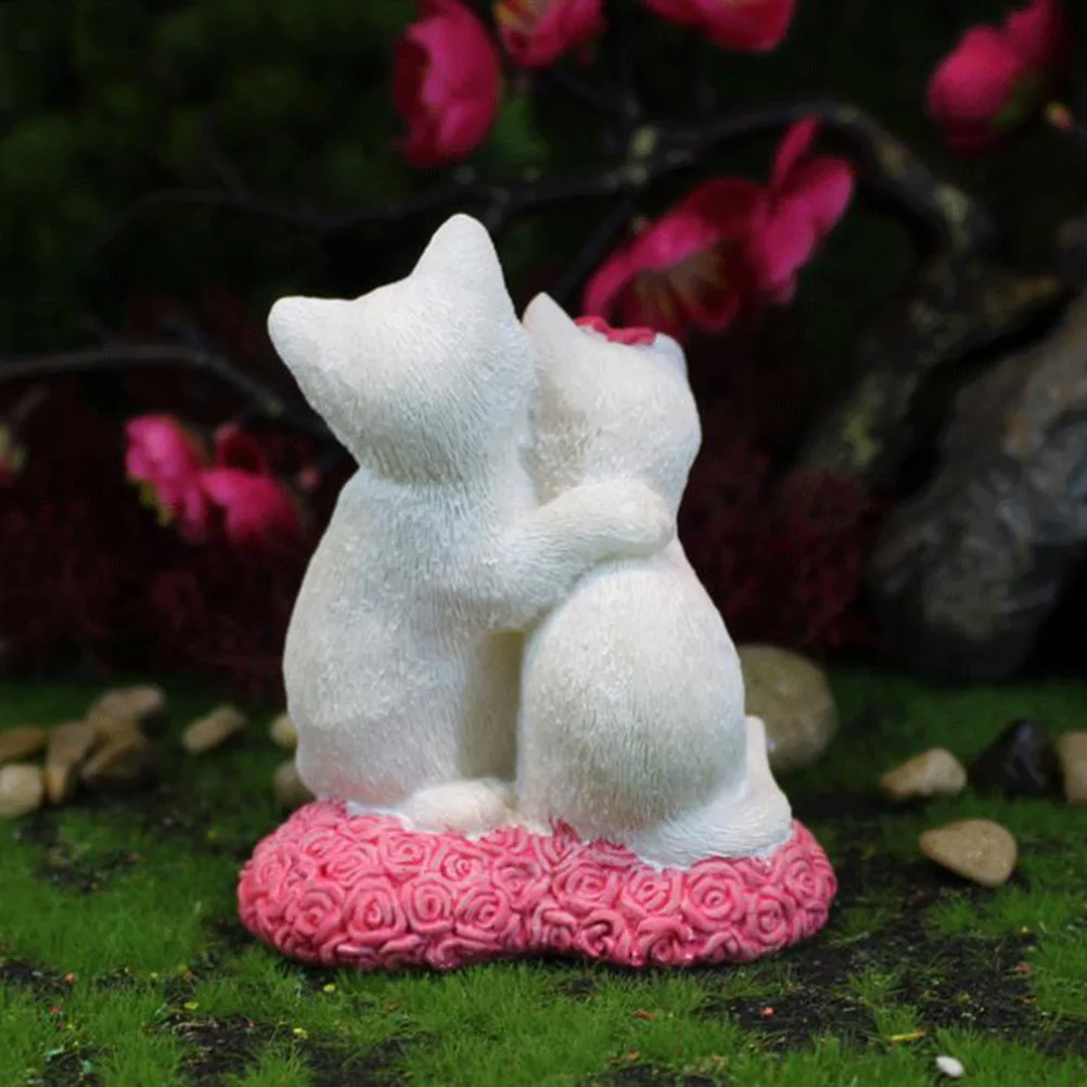 

Resin Cat Couple Sculpture Lightweight Smooth Delicate Home Decoration Perfect Atmosphere Party Gathering Cat Statue