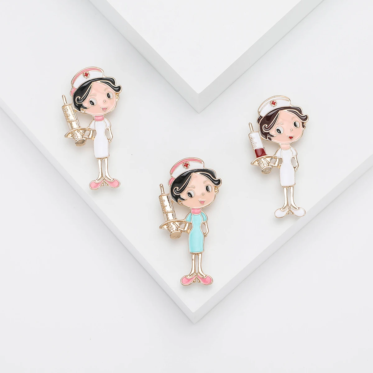 Beaut&Berry Trendy Nurse Brooches 2-Colors Available Enamel Oil Dripping Alloy Pins For Women Fashion Jewelry Accessories