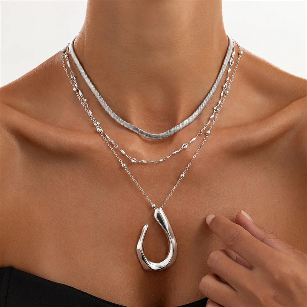 3Pcs/Set Vintage Hollow Geometry Pendant Necklace Set for Women Snack Chain Necklace Creative Classic Clavicle Chain Jewelry