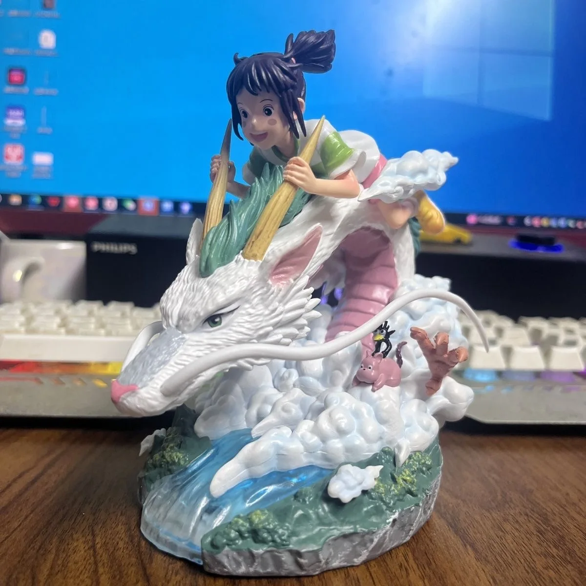 

Hot Anime Figure Ogino Chihiro And Nigihayami Kohakunushi Action Fiugre Pvc Model Doll Customized Collectible Toy Birthday Gifts