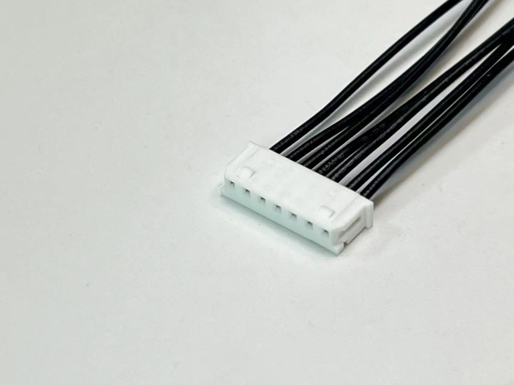 

510650700 Жгут проводов, кабель MOLEX Micro-Latch с шагом 2,00 мм 51065-0700 7P, готовый к использованию