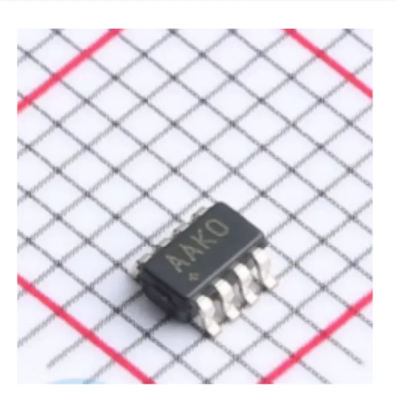 10PCS MAX3372EEKA‑T Dual‑Channel Bidirectional Voltage Level Translator SOT‑23‑8 ±15kV ESD Protection SMD Logic Signal Shifter