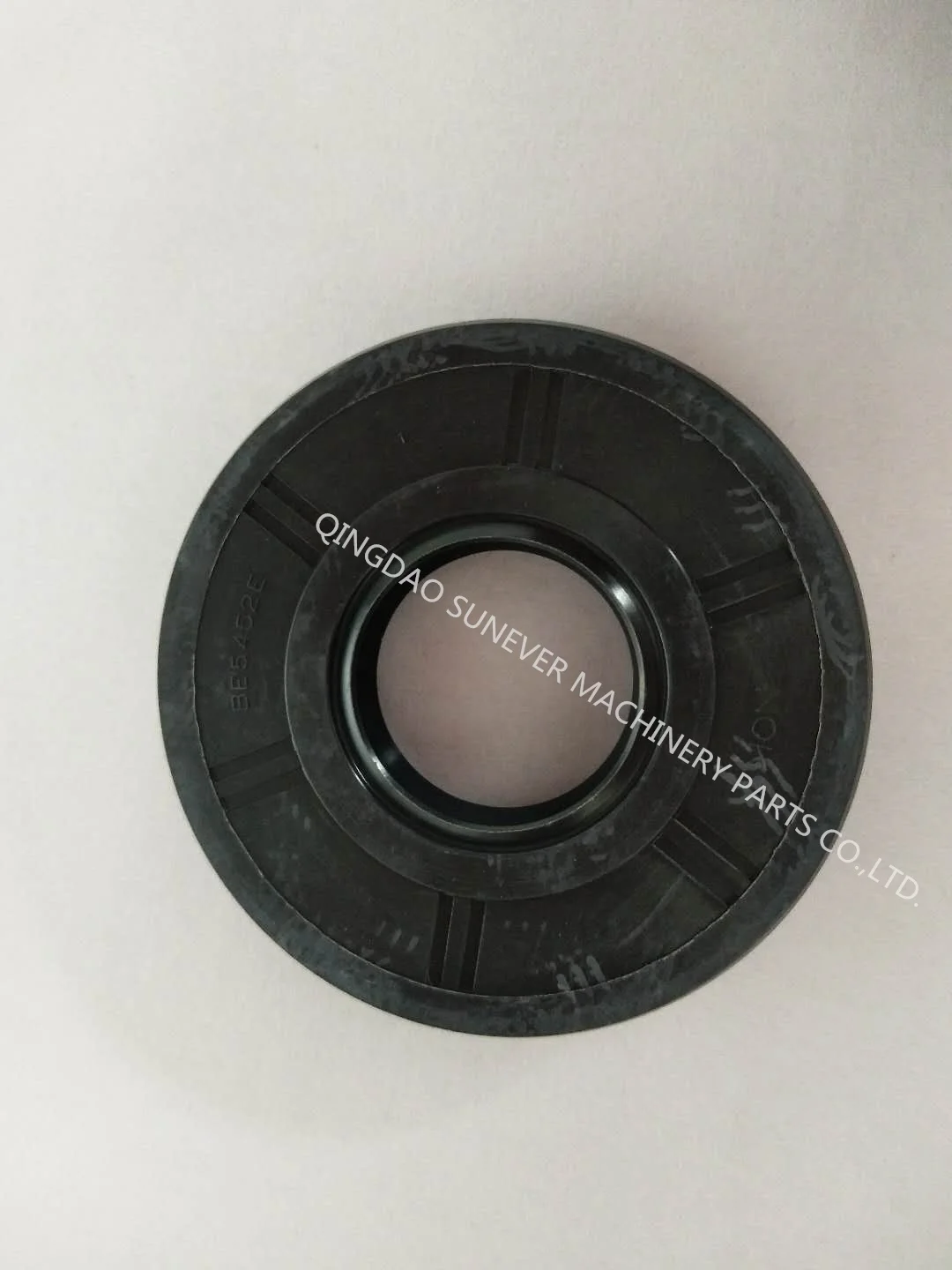 

Seal Oil for Kubota M6040 M5000 for Kubota Tractor Parts