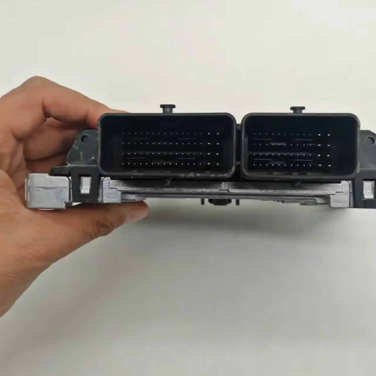 high quality F01R00DC2B  F 01R 00D C2B Engine ECU Computer Board Electronic Control Unit FOR Chery