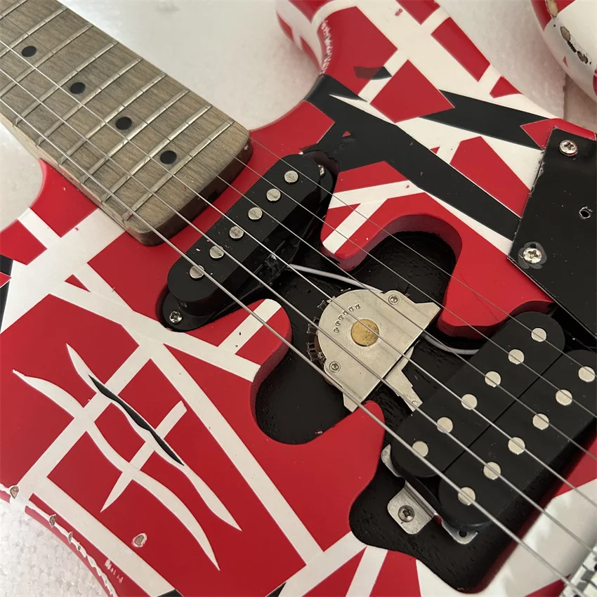 Stock Heavy Relic Red Fran-k Electric Guitar Black White Stripes Floyd Rose Tremolo Bridge Slanted