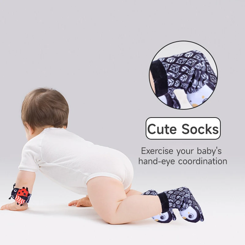 0-12 Months Baby's Make Sounds Rattle Sensory Insect Cartoon Animal Socks Wrist Strap Toys Early Educational Learning Toys Gifts