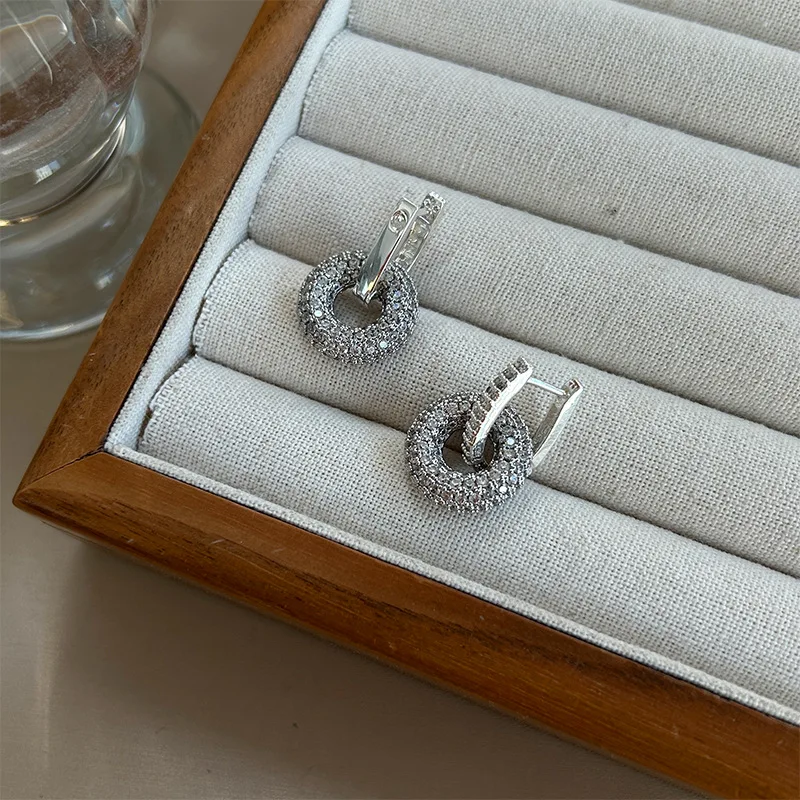 ULTRA Sparkling Circle Hoop Earrings Two-Wear Commuting Everyday Geometric Design Women's Earrings