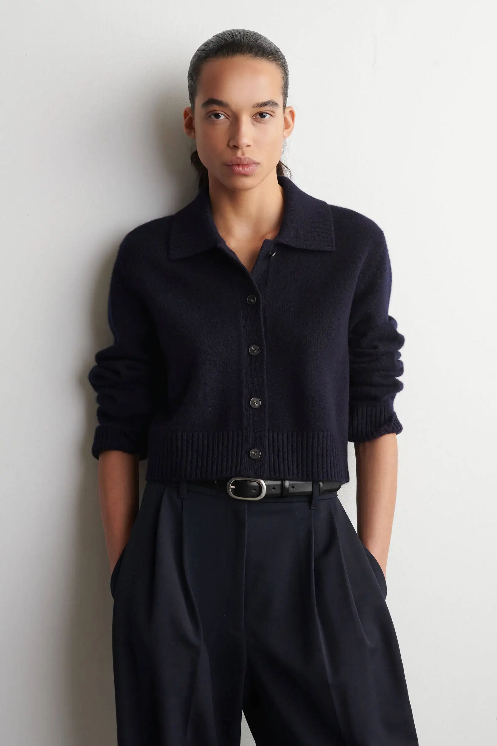 XIMIAN APPAREL 2026 cosmod spring new style of women's casual Standard style navy blue button-down cardigan